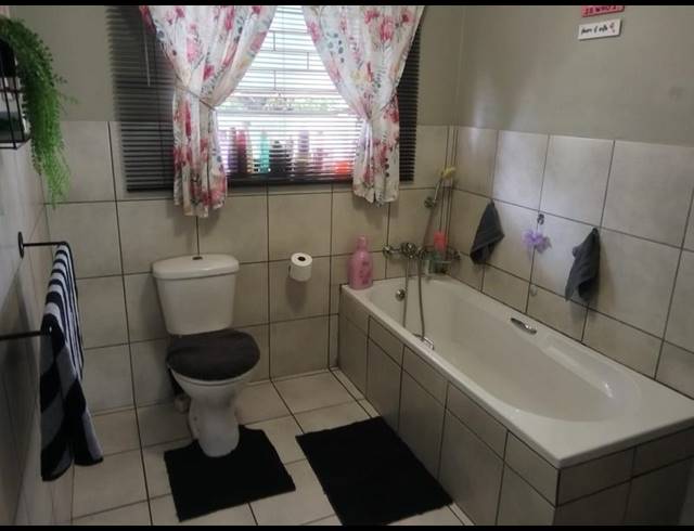 3 BEDROOM PROPERTY TO RENT IN STRUBENVALE